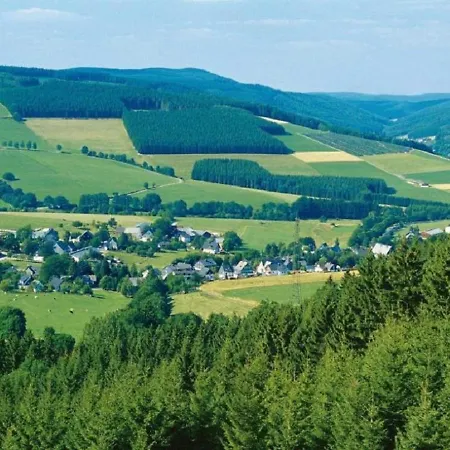 Modern In Winterberg-silbach With Balcony דירה ווינטרברג